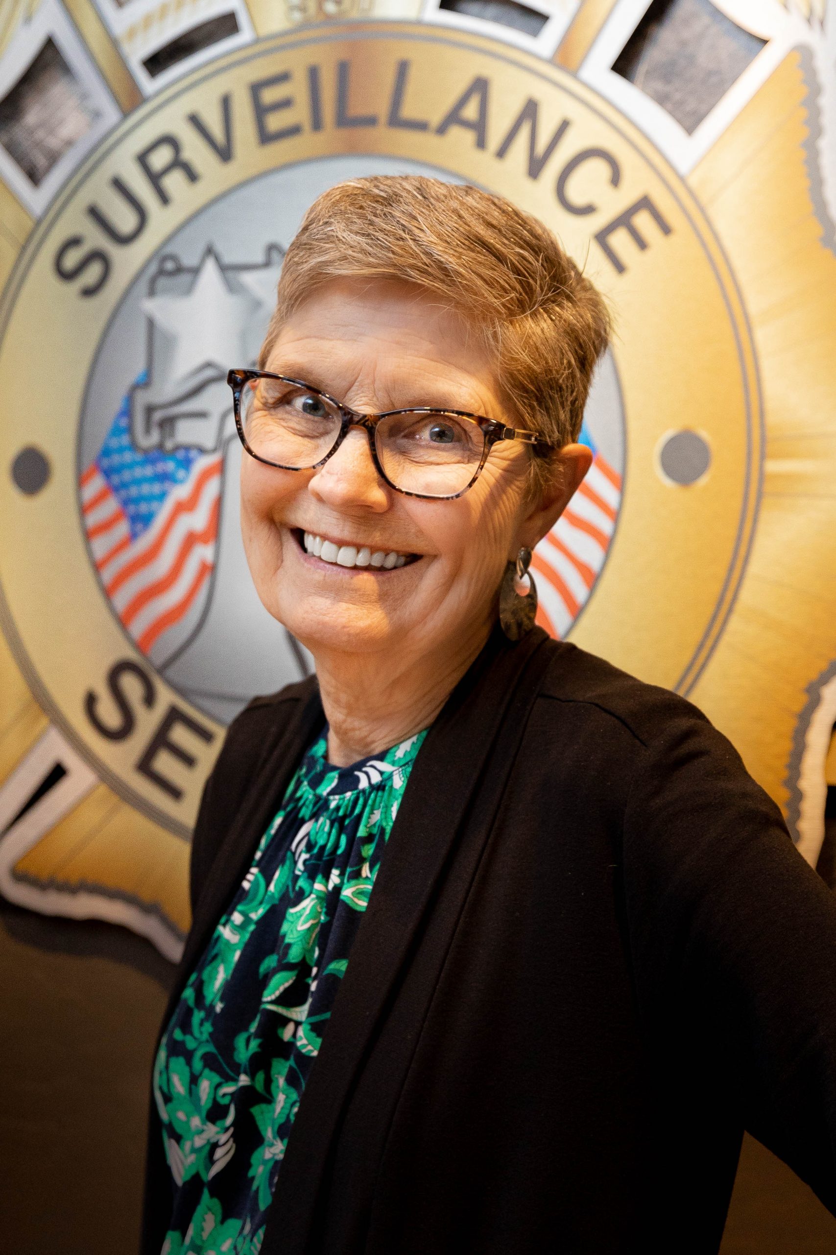 Linda Neyenhuis, Officer Manager